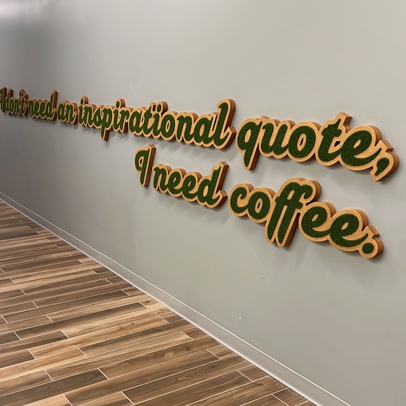 Meet your Posher, Sarah - Picture 1 of 1